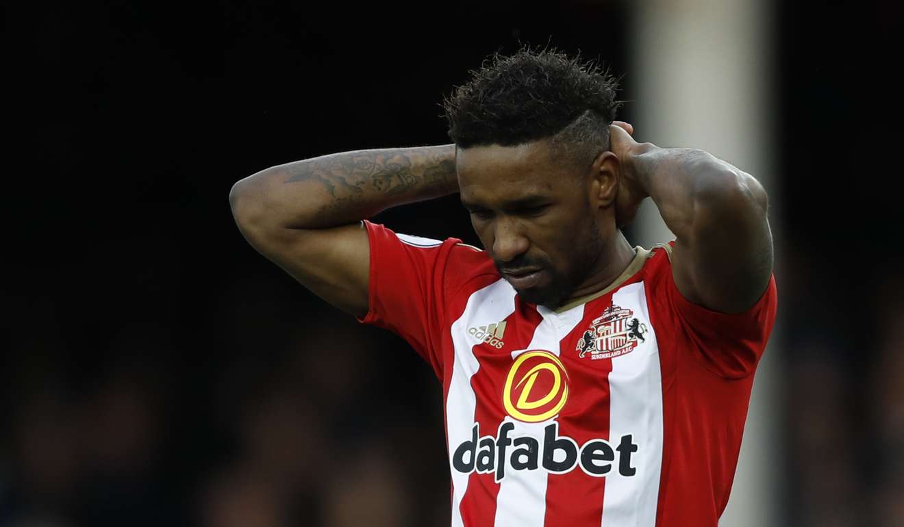 Sunderland's Jermain Defoe looks dejected. Photo: Reuters