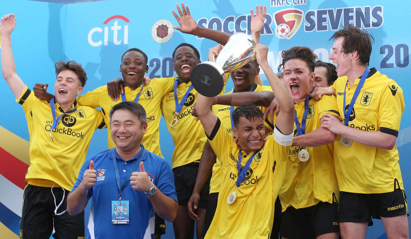 Aston Villa celebrate after winning the 2016 HKFC Citi Soccer Sevens main cup final. Photo: SCMP/K. Y. Cheng