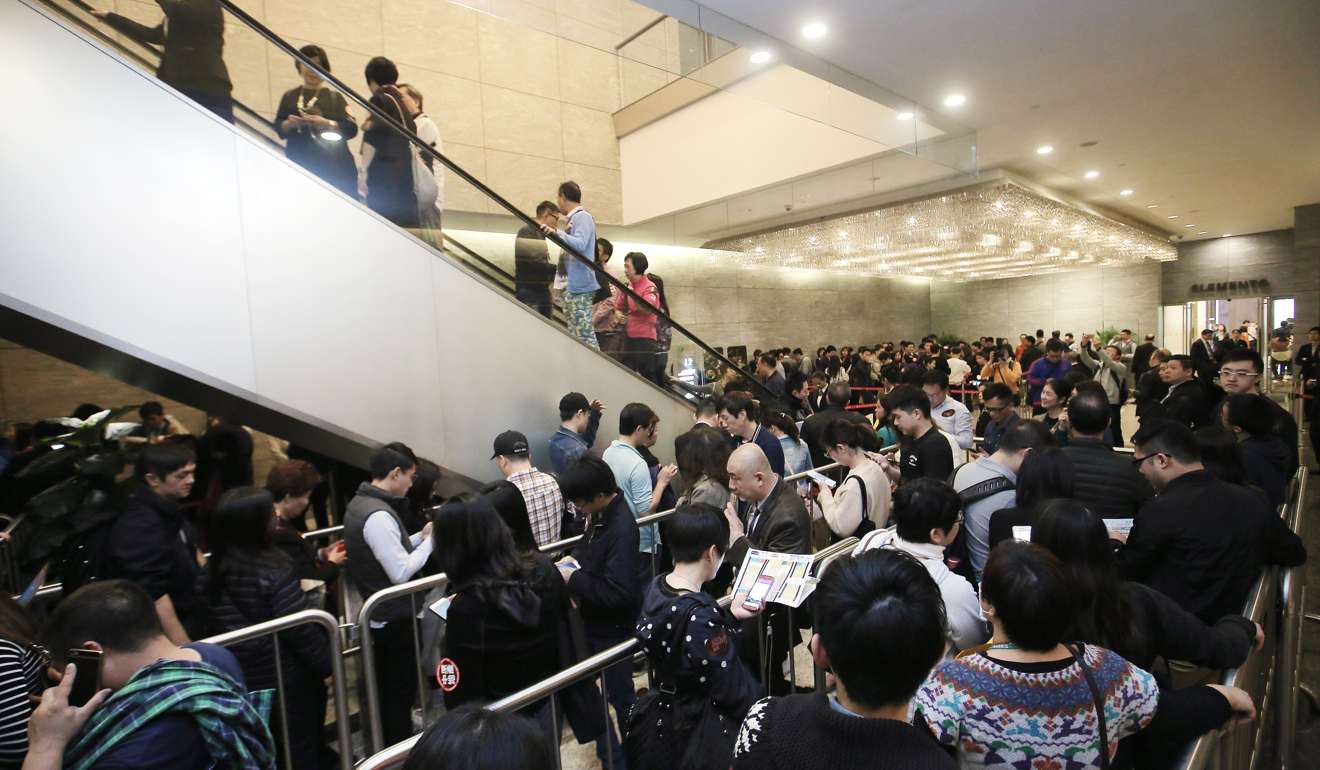 Potential buyers pack the sales office of Cullinan West in West Kowloon. Photo: SCMP Pictures