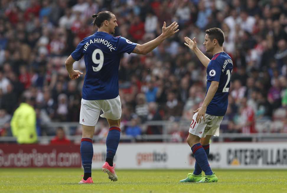 Manchester United's Zlatan Ibrahimovic celebrates after scoring with Ander Herrera. Photo: Reuters