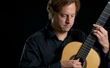 Jason Vieaux, one of the world’s top classical guitarists, comes to Hong Kong with fellow graduates of the Curtis Institute of Music.