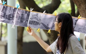 Residents pin up old photos of the area in Cadogan Street Temporary Garden as part of their battle to retain the green space. Photos: Fionnuala McHugh; SCMP Residents pin up old photos of the area in Cadogan Street Temporary Garden as part of their battle to retain the green space. Photos: Fionnuala McHugh; SCMP