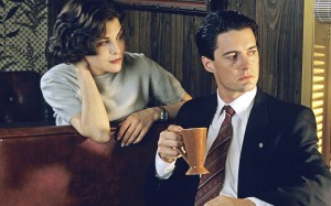 Sherilyn Fenn and Kyle MacLachlan in Twin Peaks (TV series, 1990–1991).