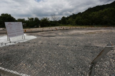 Eleven developers including Cheung Kong, Henderson, Sun Hung Kai, Kerry, K Wah and Wheelock submitted bids