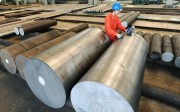 The wild price swings seen recently in commodities such as steel may have spooked overseas investors, analysts say. Photo: Reuters