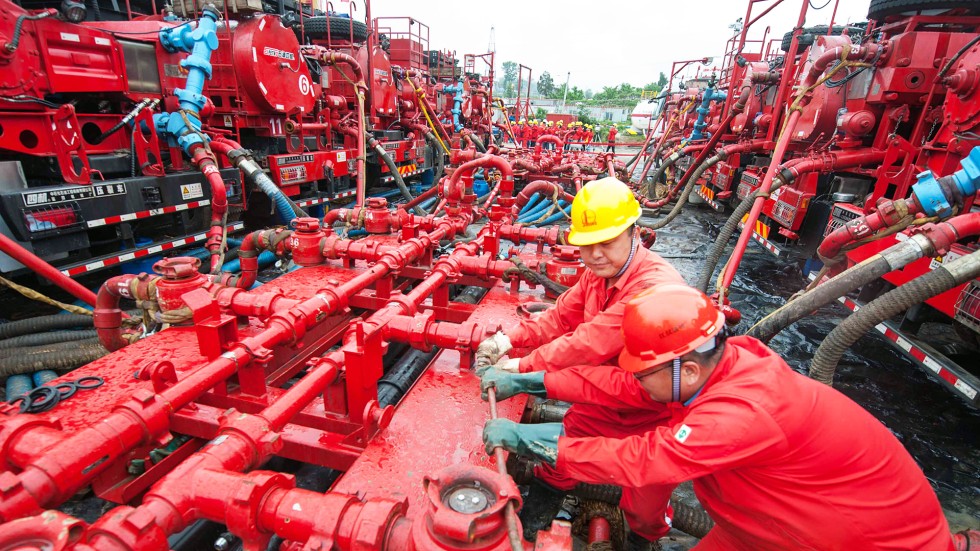 sinopec-oilrig.jpg