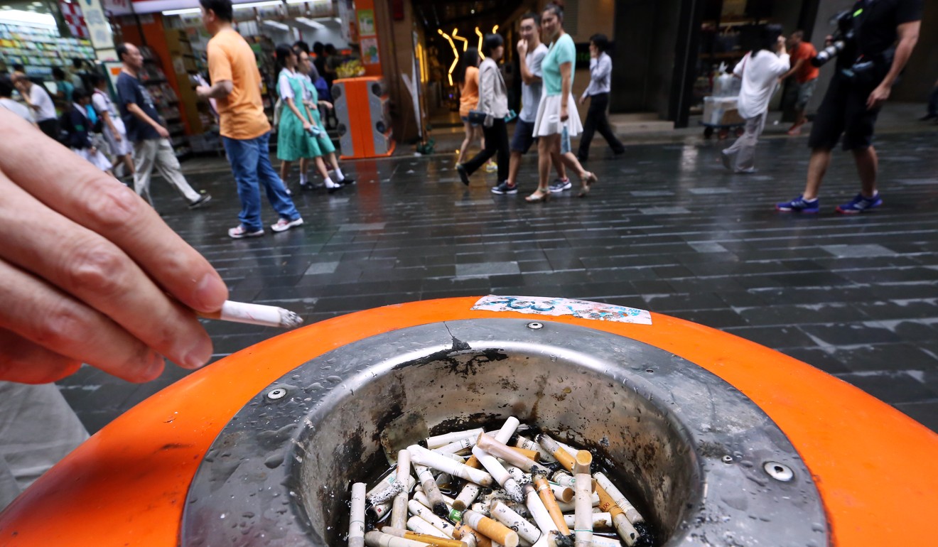 About 10 per cent of Hongkongers smoke, compared with 23 per cent in 1982. Photo: Nora Tam