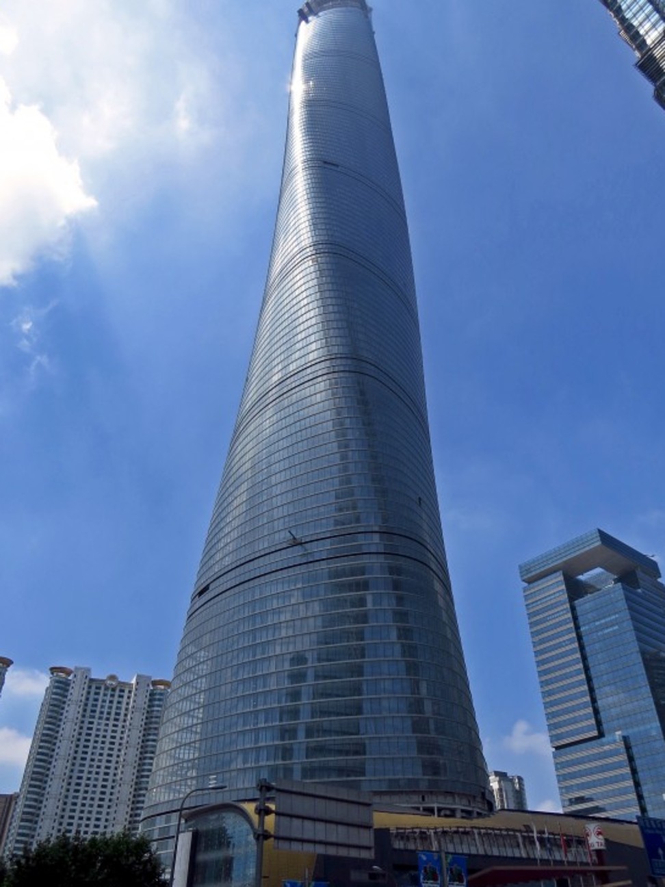 Шанхай высокие здания. Шанхайская башня (Shanghai Tower). Шанхай ТОВЕР небоскреб. Башня Шанхай Тауэр (Шанхай). Шанхайская башня - Шанхай, Китай. Стройка.