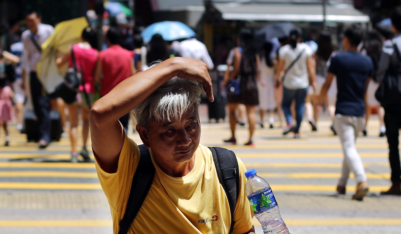Temperatures soared to as high as 35 degrees in Hong Kong on Saturday. Photo: Sam Tsang