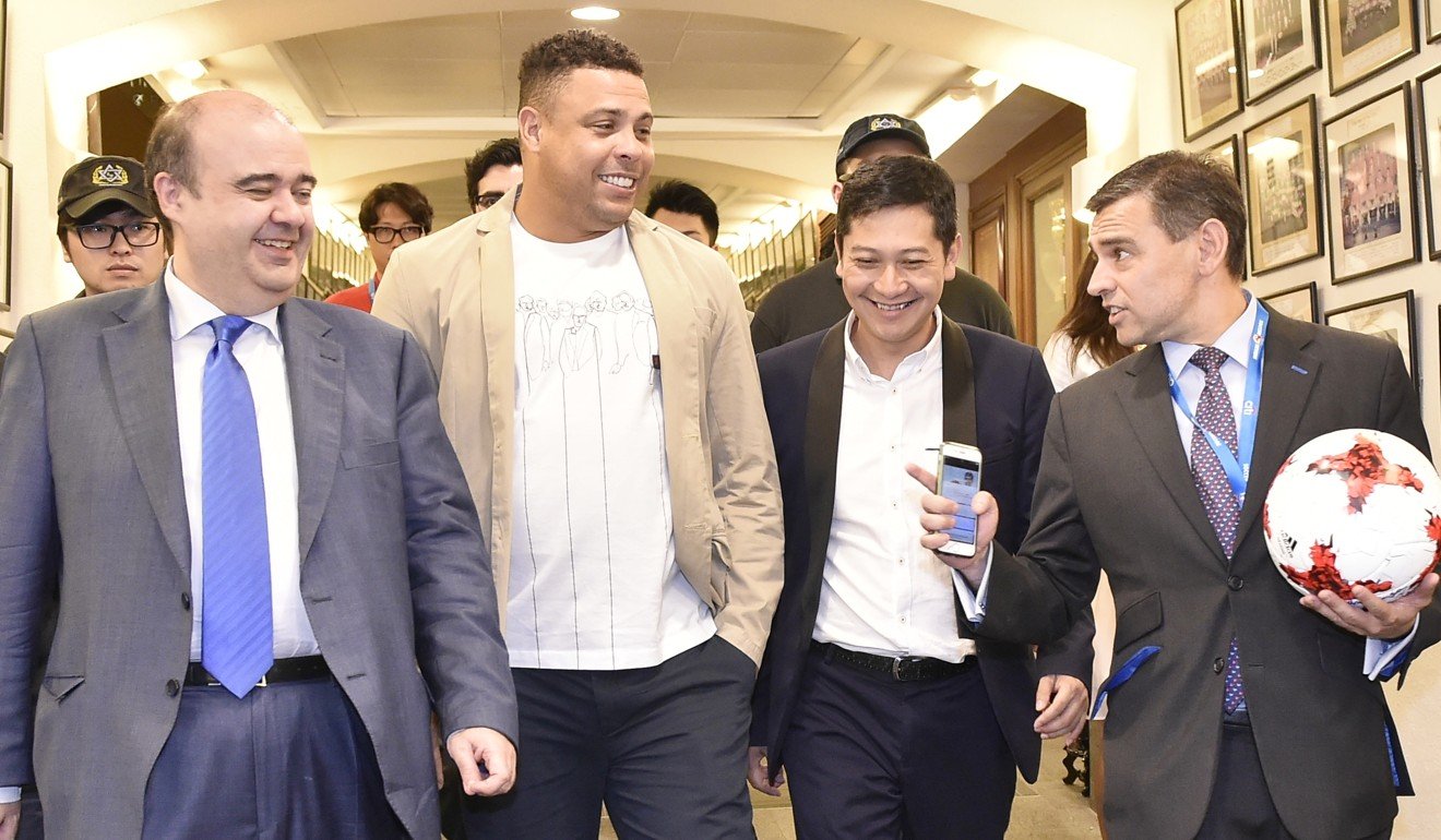 Ronaldo with Julio Gonzalez (left), managing director of the Real Madrid Foundation, at the Hong Kong Football Club. Photo: Real Madrid Foundation