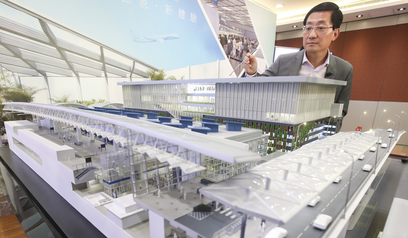 Airport Authority CEO Fred Lam outlines plans for the Terminal 1 revamp. Photo: David Wong