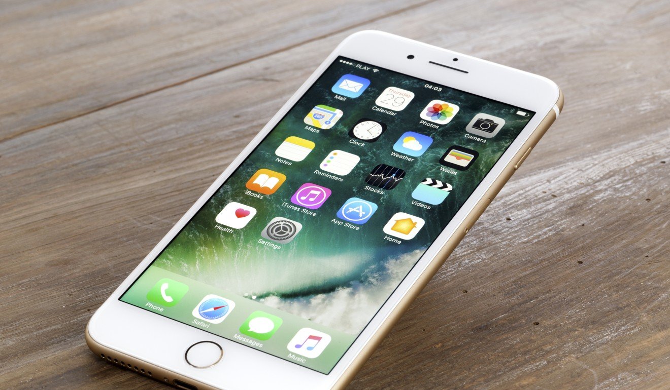 A new iPhone of the same type would normally cost 6,000 yuan. Photo: Shutterstock