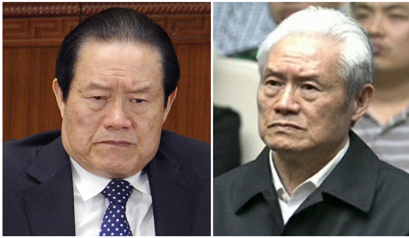 When former security tsar Zhou Yongkang appeared in court for his corruption trial in 2015 (right), many Chinese were shocked to see him with white hair. His locks were black just three years earlier at the 2012 party congress (left). Photo: Reuters