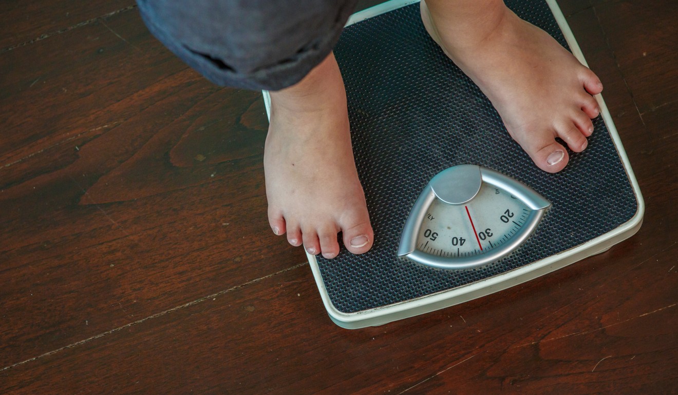 The likelihood of people being overweight or obese drops as household income increases. Photo: Shutterstock