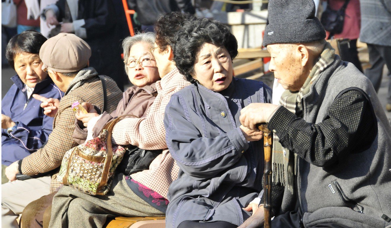 Японские пожилые мамы
