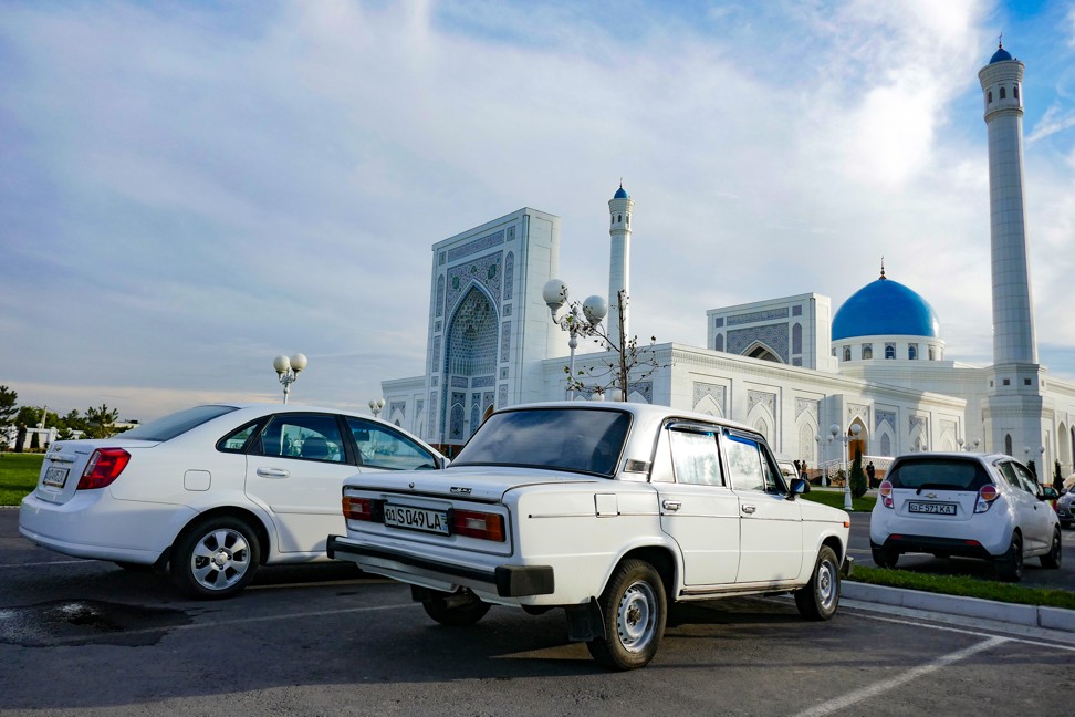 Tashkent’s Minor Mosque is a beautiful sight on a clear day. Photo: Jamie Carter