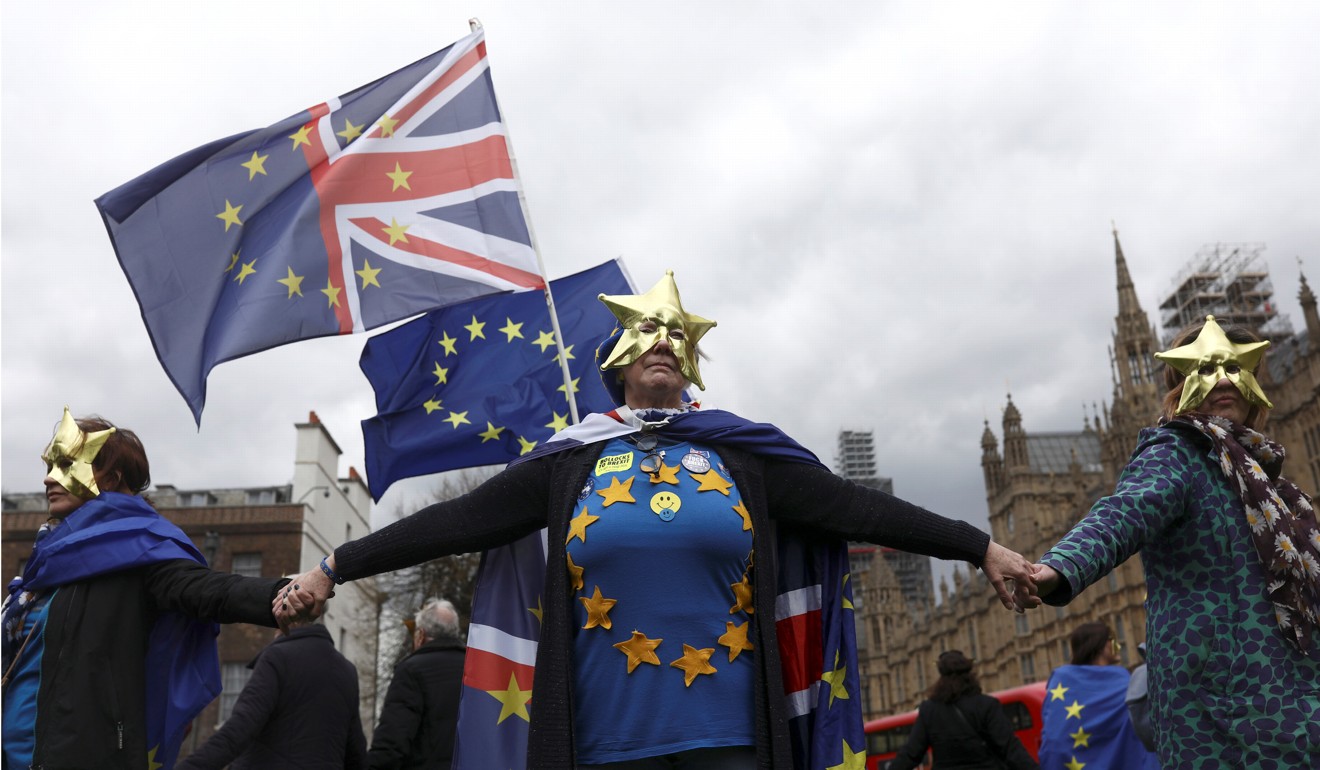 Anti-Brexit protesters demonstrate in front of the Houses of Parliament in London on April 16. Photo: Reuters 