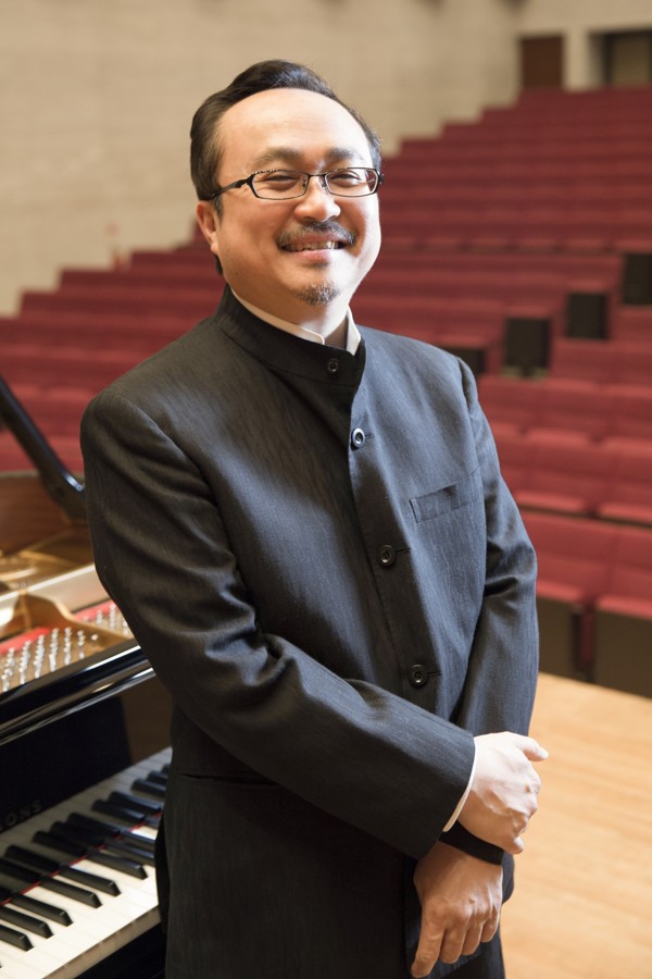 Classical pianist Dang Thai Son says his Asian background ‘gives the sensibility, sonority and delicacy’ to his playing. Photo: Hirotoshi Sato