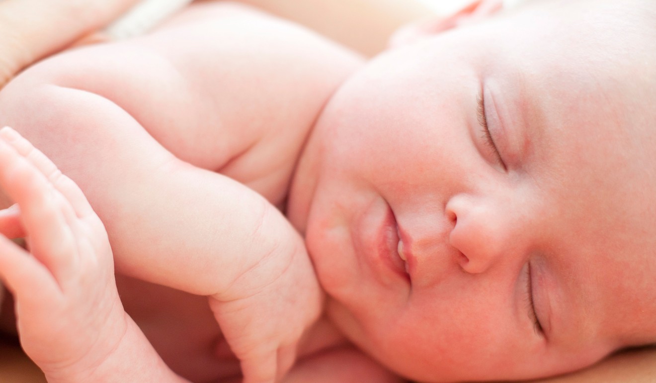 Despite suffering postnatal depression mothers can still form a strong bond with their baby. Photo: Alamy