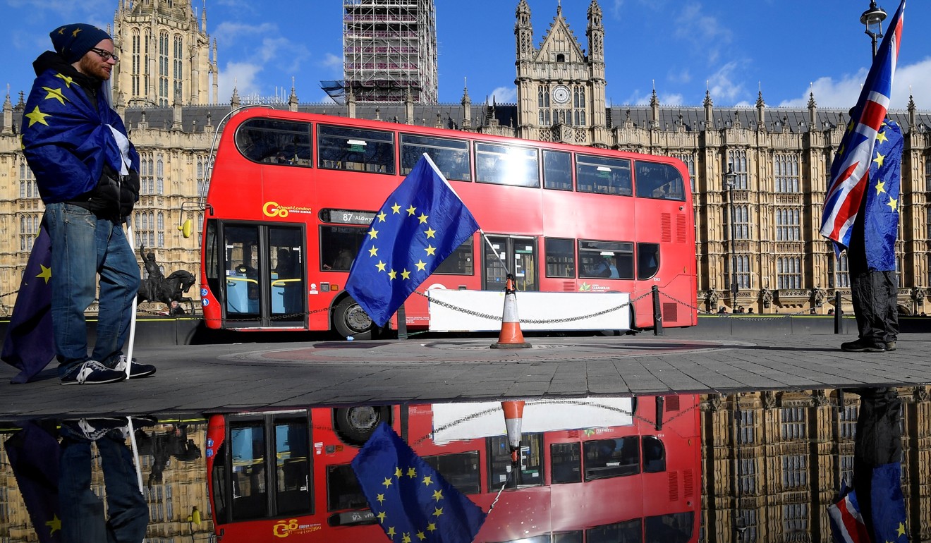 London 25. СМИ Великобритании. СМИ В Англии. Наши в Лондоне. СМИ Timse в Великобритании.