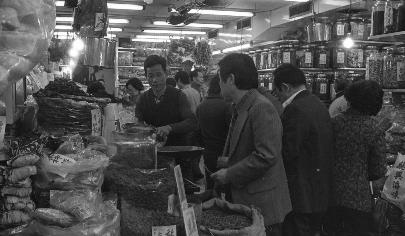 Grocery shops in Hong Kong in 1979. Most of them have been replaced by supermarket chains. Photo: Yau Tin-kwai