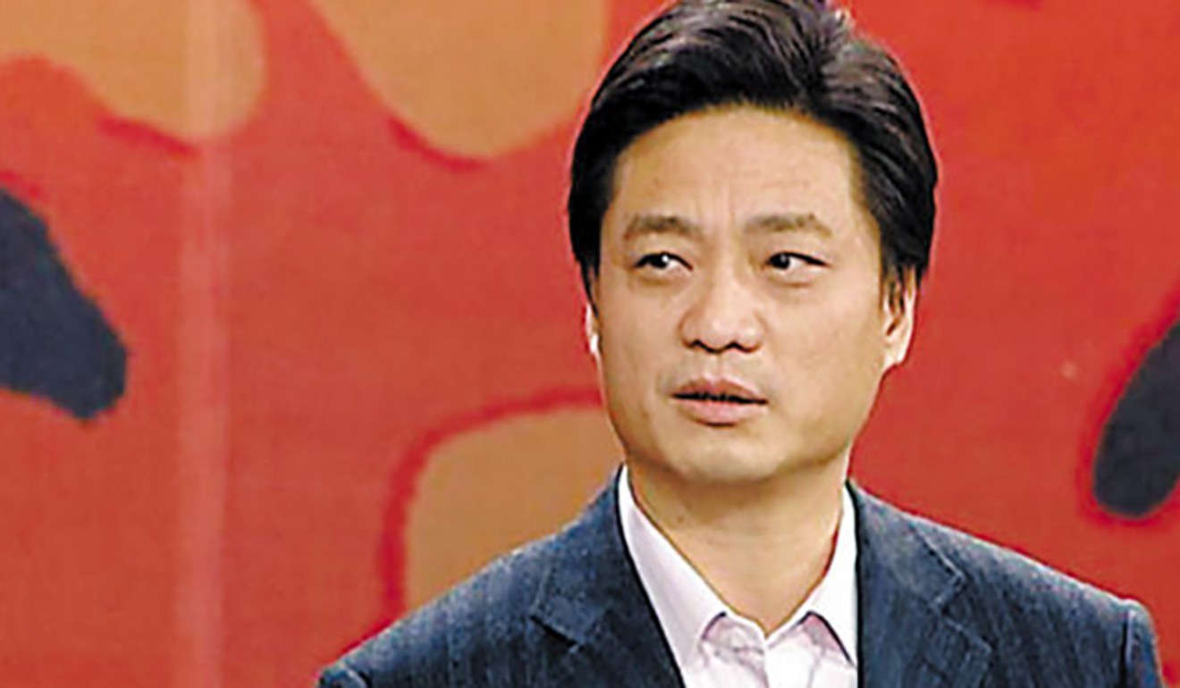 Cui Yongyuan, a popular television anchor, posted online yin-yang contracts involving millions of dollars. Photo: Handout