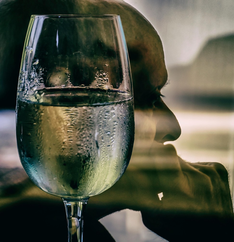 Drinking in moderation is key to a low-risk lifestyle. Photo: Shutterstock