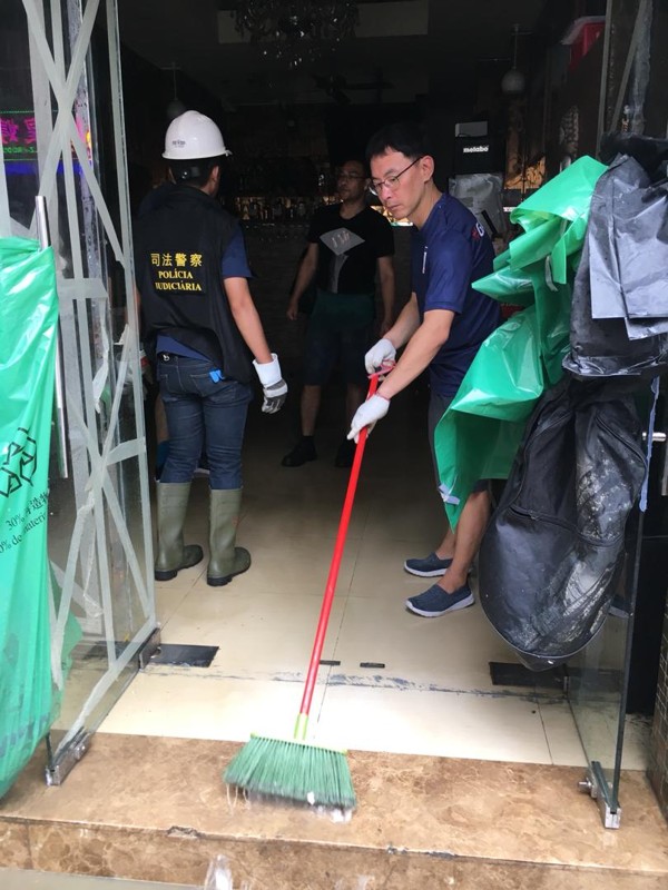 The Asia League team helps clean up Typhoon Mangkhut damage in Macau.