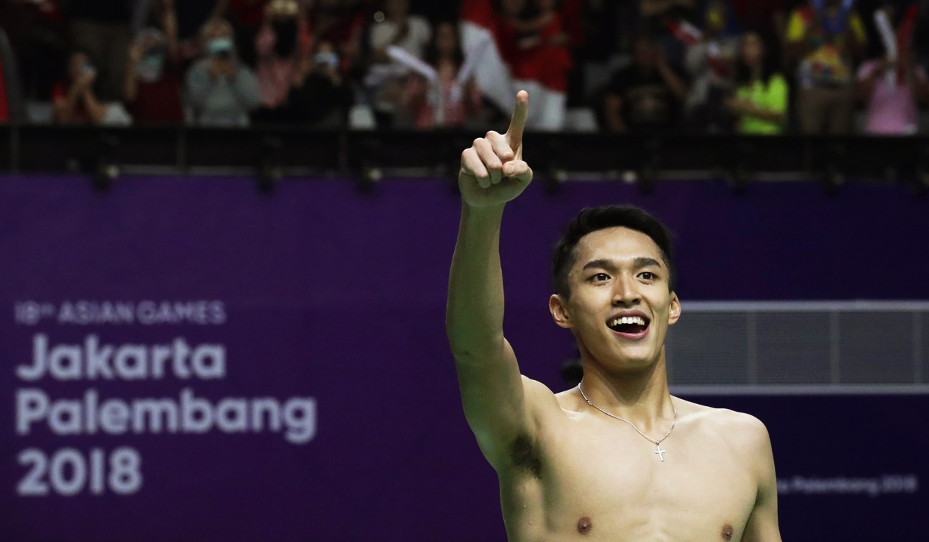 Indonesia's Jonatan Christie celebrates after winning the gold medal in the men's singles Badminton final. Photo: EPA