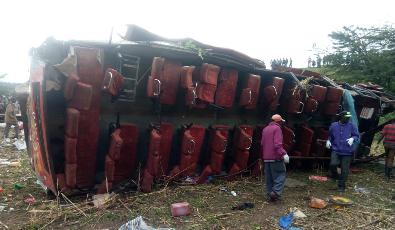 The wrecked bus at the scene of the crash near Kericho in western Kenya on October 10, 2018. Photo: Xinhua