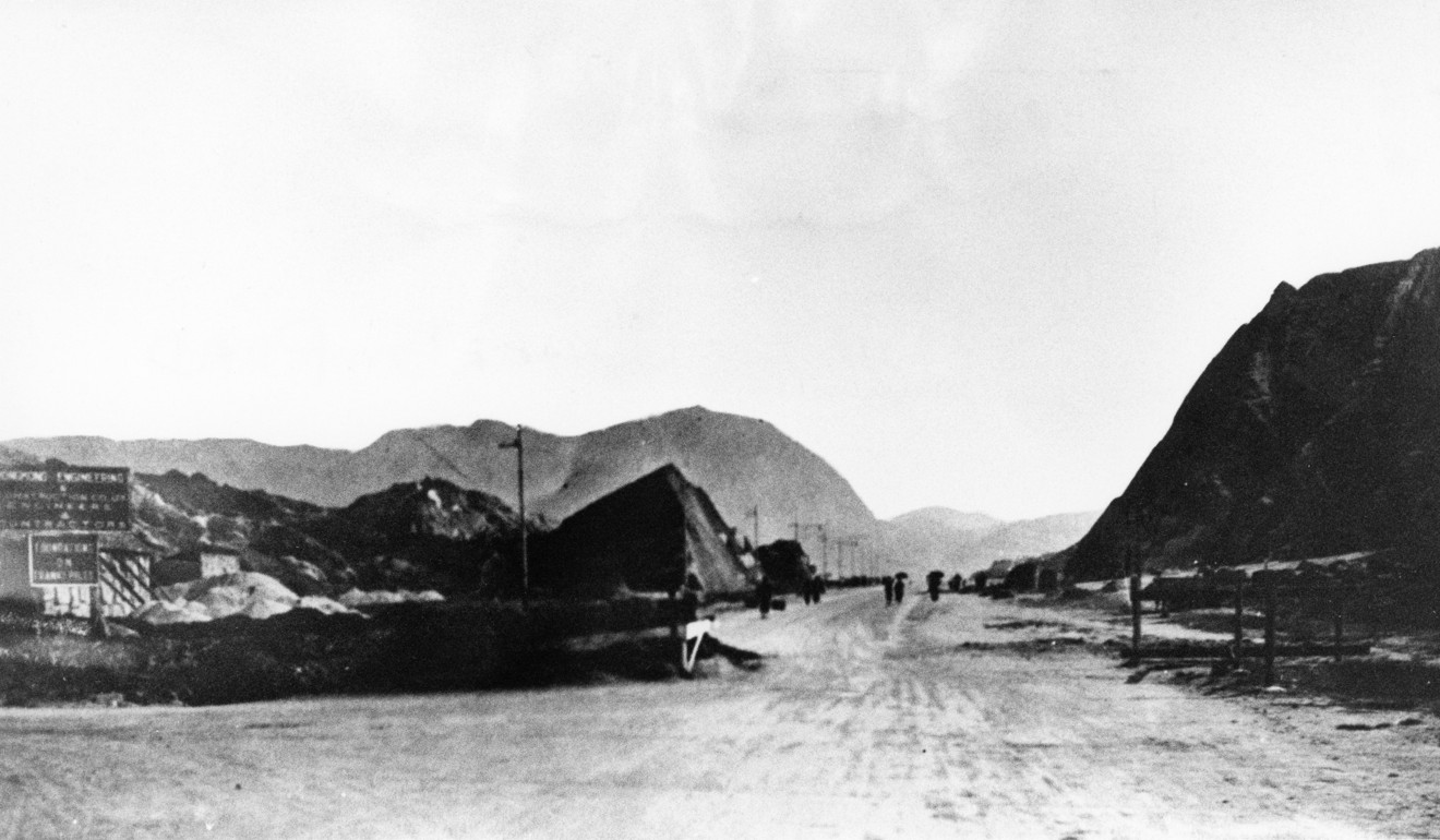 Prince Edward Road, just south of Boundary Street in Kowloon, in December 1927.