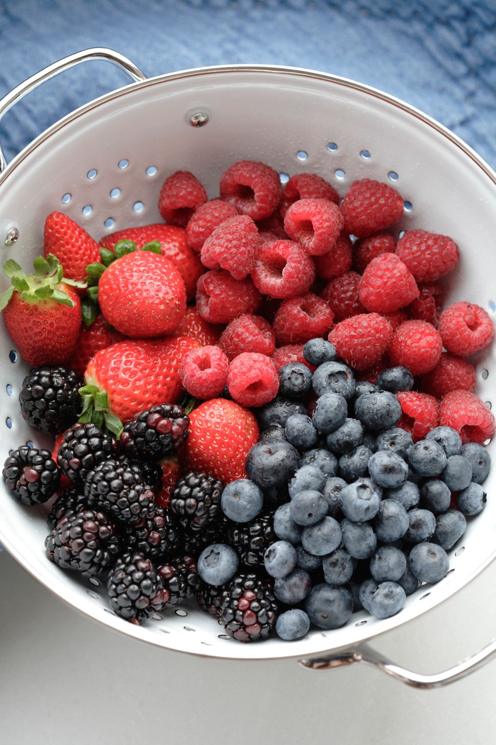 Berries are good for your brain health.
