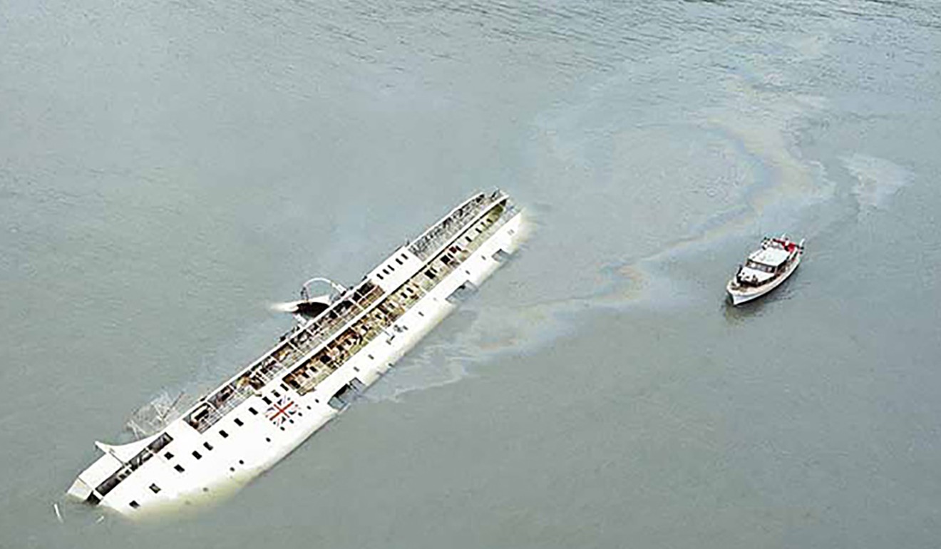 The Fat Shan ferry sank when Typhoon Rose struck Hong Kong on August 16, 1971, causing 88 people to drown. Photo: Hong Kong Information Services Department.