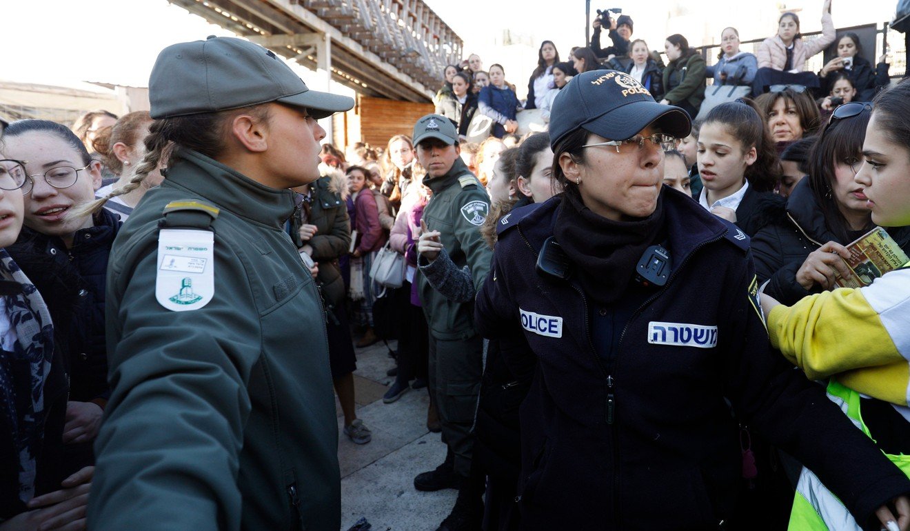 Chaos At Jerusalem’s Western Wall As Ultra-Orthodox Jews Attack Women ...