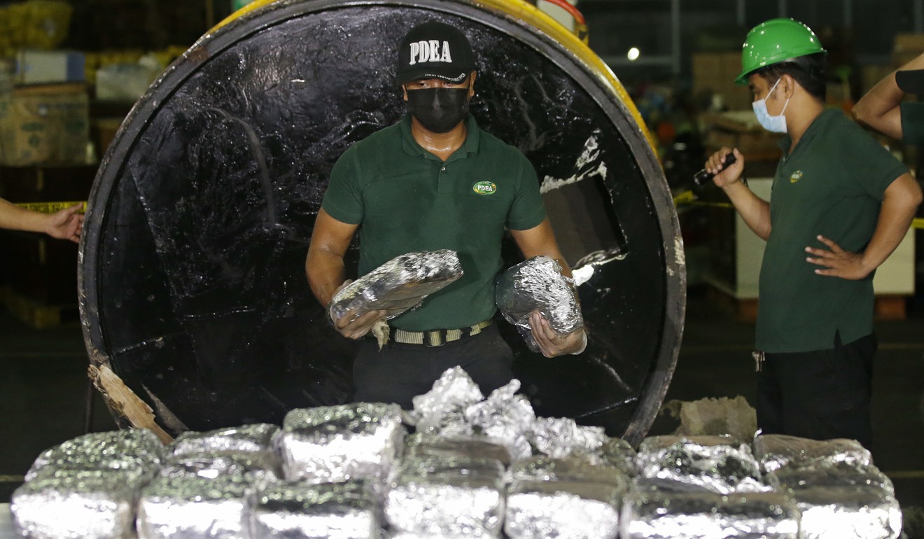 A massive stash of “shabu”, or methamphetamine hydrochloride, with an estimated street value of US$64 million, was found hidden inside a steel cylinder in the Philippines in August last year. Photo: AP