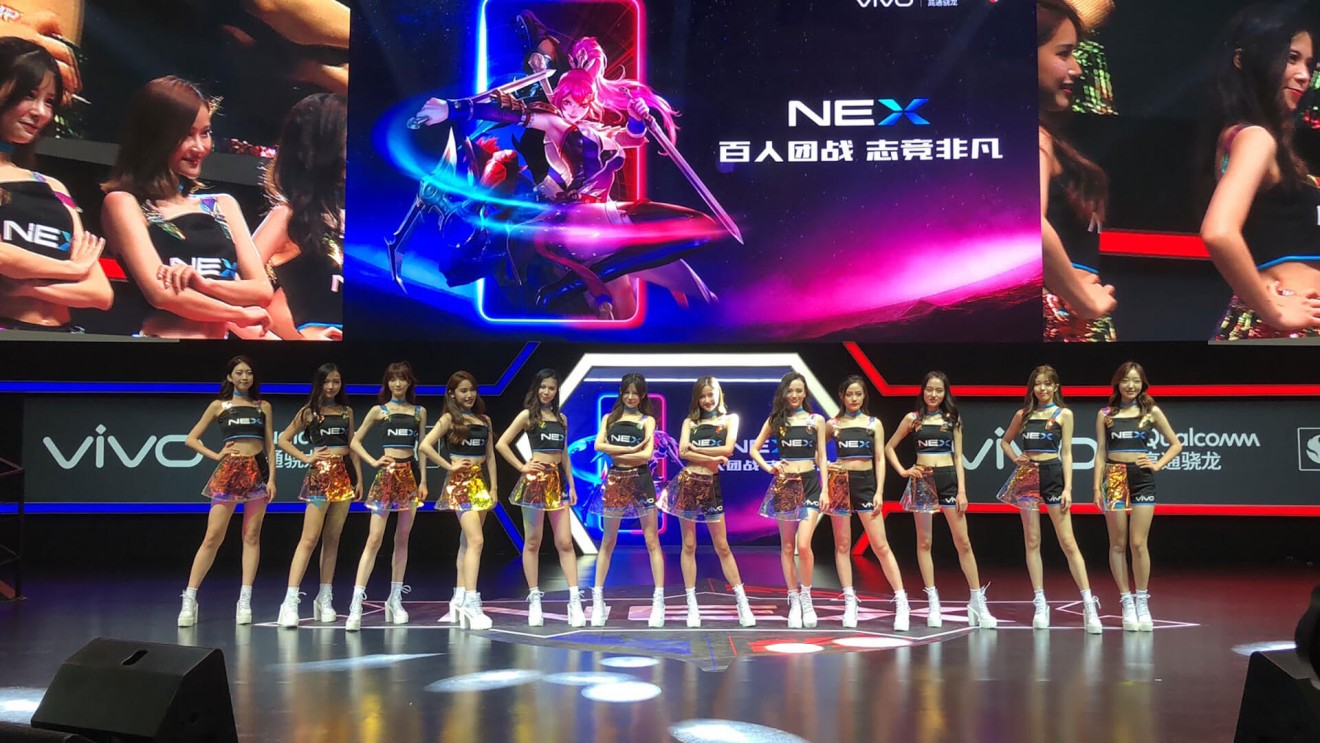 ChinaJoy has long been notorious for scantily-clad women handy to draw the largely-male attendees to their booths. There are fewer of them than before, but as you can see from Vivo’s booth here, they’re still around.