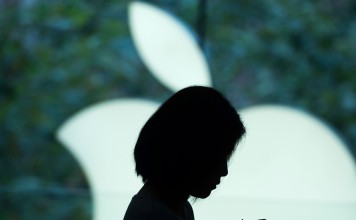 AAC, which counts Apple among its biggest clients, posted a 72 per cent increase in net profit for the three months ended March 31 to 1.06 billion yuan. Photo: AFP
