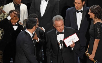 Warren Beatty reacts after wrongly announcing La La Land as the winner of Best Picture instead of Moonlight at the 2017 Academy Awards. Beatty was handed the wrong card-off stage. This year steps have been put into place to ensure that such errors do not happen again. File photo: AFP Warren Beatty reacts after wrongly announcing La La Land as the winner of Best Picture instead of Moonlight at the 2017 Academy Awards. Beatty was handed the wrong card-off stage. This year steps have been put into place to ensure that such errors do not happen again. File photo: AFP