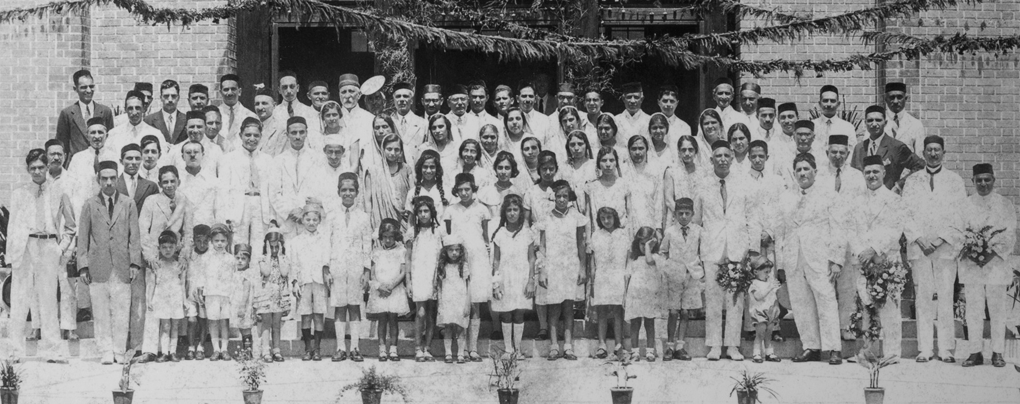 The Parsis fighting to stop their culture dying out, and why it appears ...