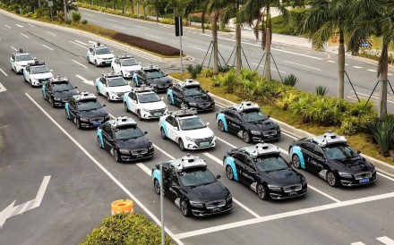 Nansha-based Pony.ai, is going to expand its trial to the general public, who can hail a ride through a booking app, with
plans to boost its robotaxi fleet to 80-100 from the current 30 by 2019.
