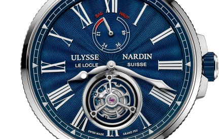 The colour of the dial is a challenge to craftsmanship