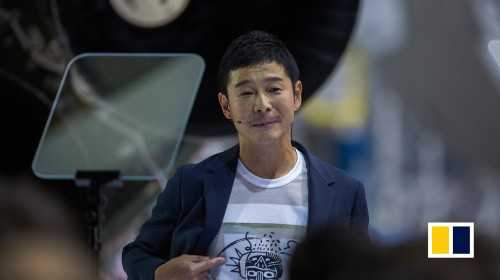 Japanese billionaire punk rocker revealed as first moon tourist