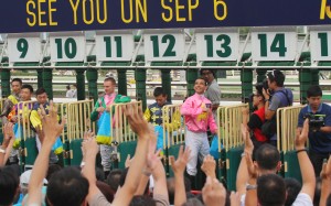 It is a long slog until the last meeting of the season and the annual jockeys’ parade after the term’s final race. Photo: Kenneth Chan