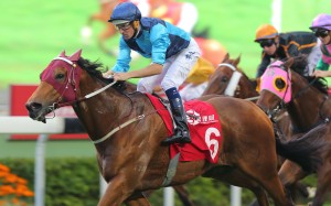 Not Listenin’tome, ridden by Hugh Bowman, booms home in the Jockey Club Sprint at Sha Tin in November. Photos: Kenneth Chan