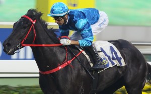 Joao Moreira coasts over the line on Tornado Twist. Photos: Kenneth Chan