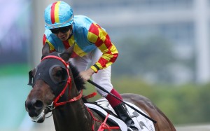 Derek Leung wins the Hong Kong Classic Cup (1,800m) on long-shot Mission Tycoon at Sha Tin on Sunday. Photos: Kenneth Chan