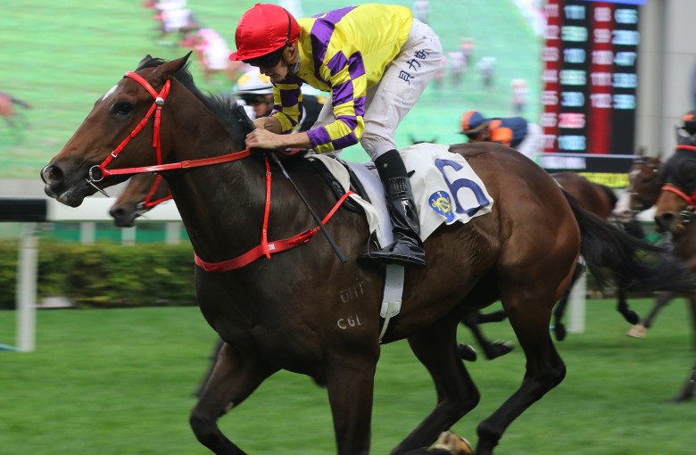 Regan Bayliss sits quietly on Champion’s Way as he coasts to victory at Sha Tin on Sunday. Photos: Kenneth Chan