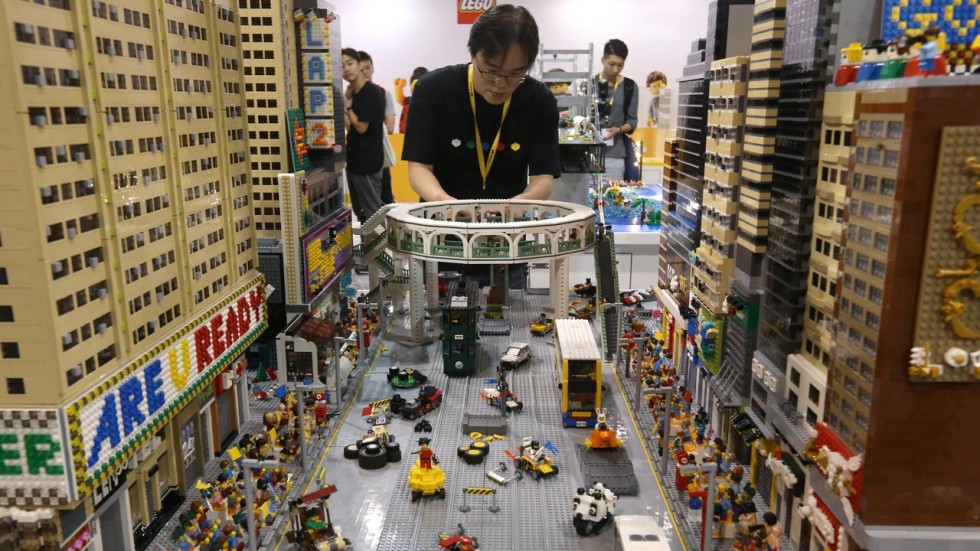 London the new Lego City? Toy firm’s billionaire owners are shopping