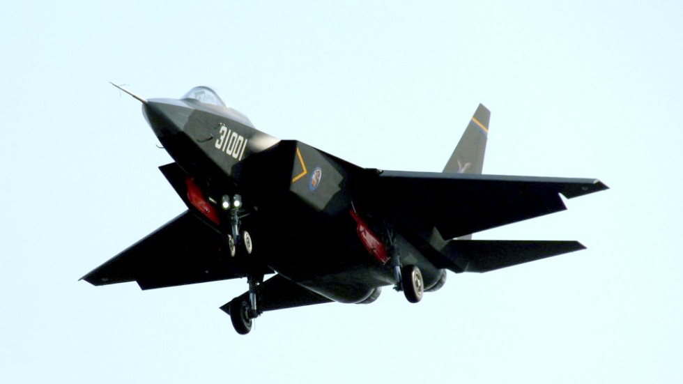 New Chinese J-31 stealth fighter spotted in Zhuhai ahead of air show