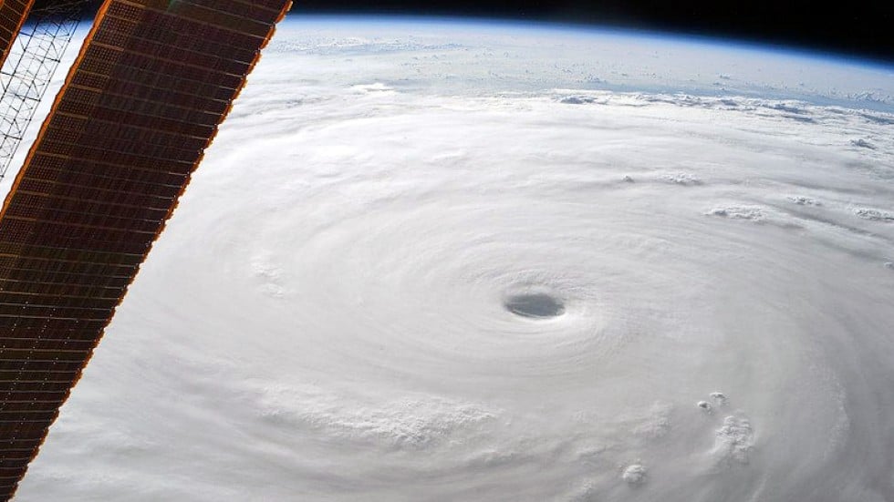 Typhoon Warning Centre downgrades Soudelor but Hong Kong Observatory ...